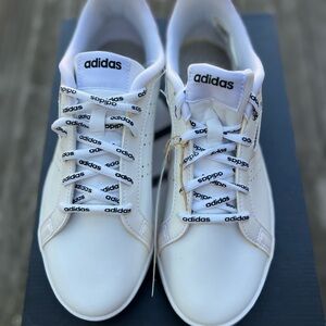 NIB Adidas Courtpoint Base White Sneakers Logo Laces Womens Size 7